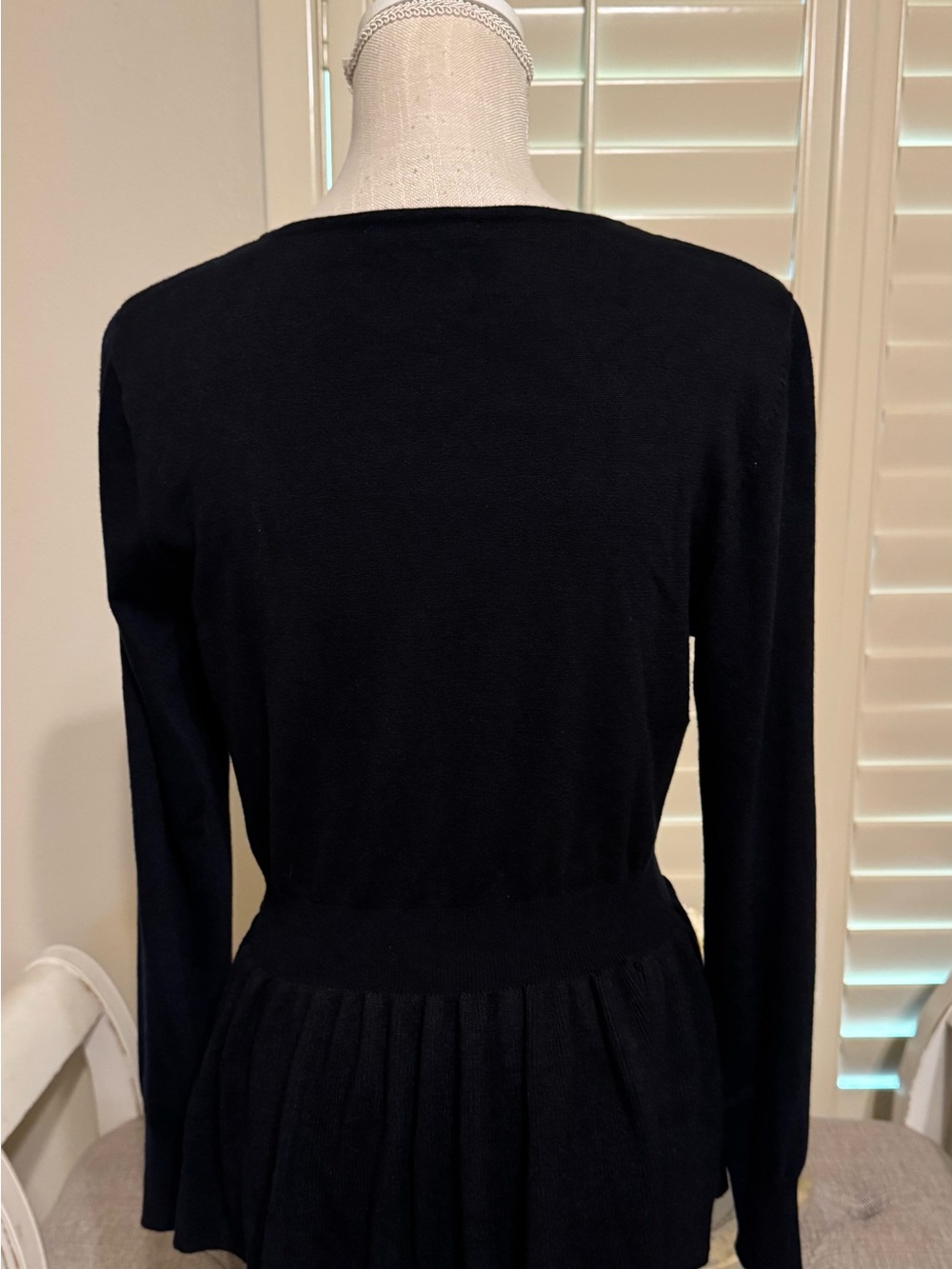New York & Company Black Long-Sleeve V-Neck Peplum Sweater with Cream Flower - Picture 5 of 8